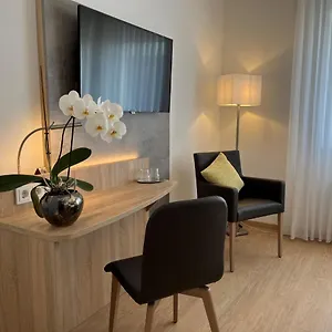 Garni Geisler 3*, Cologne Germany